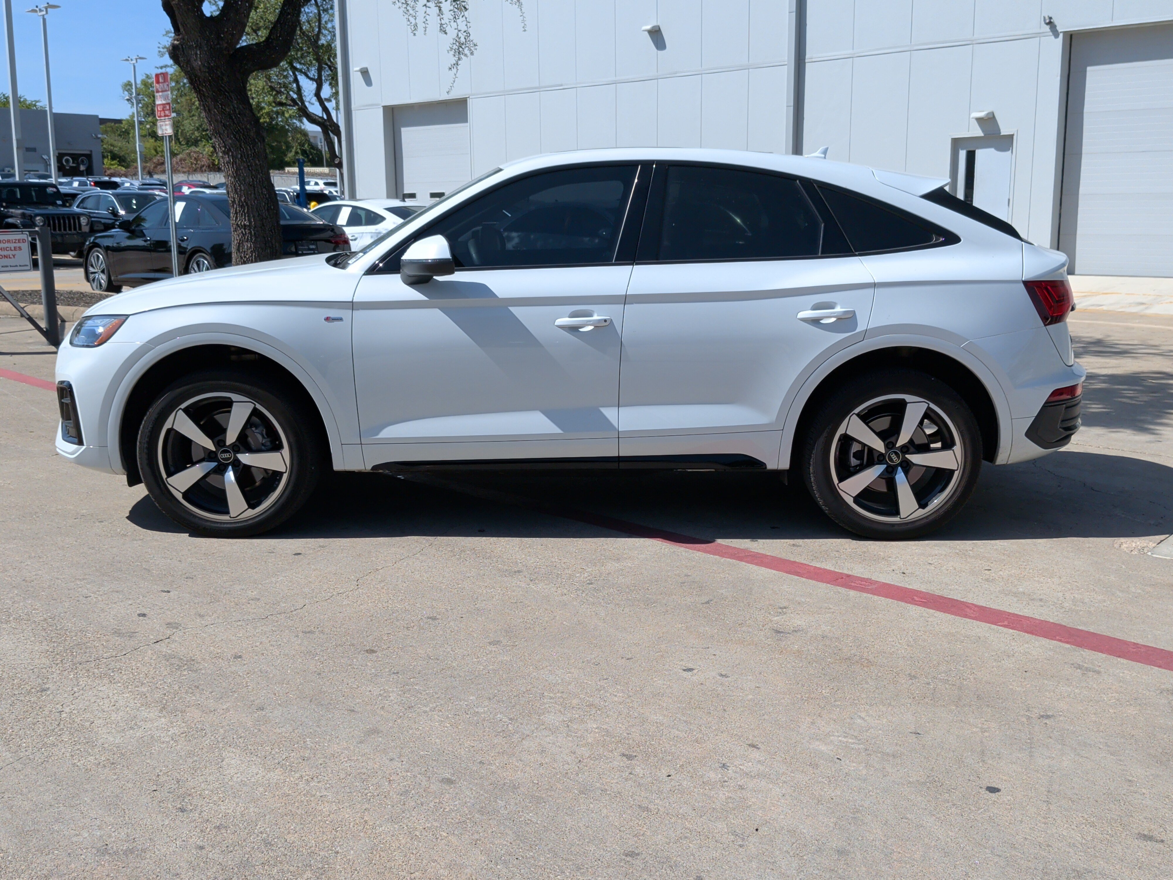 Certified 2023 Audi Q5 2.0T Premium Plus w/ Premium Plus Package AWD/4WD image 6