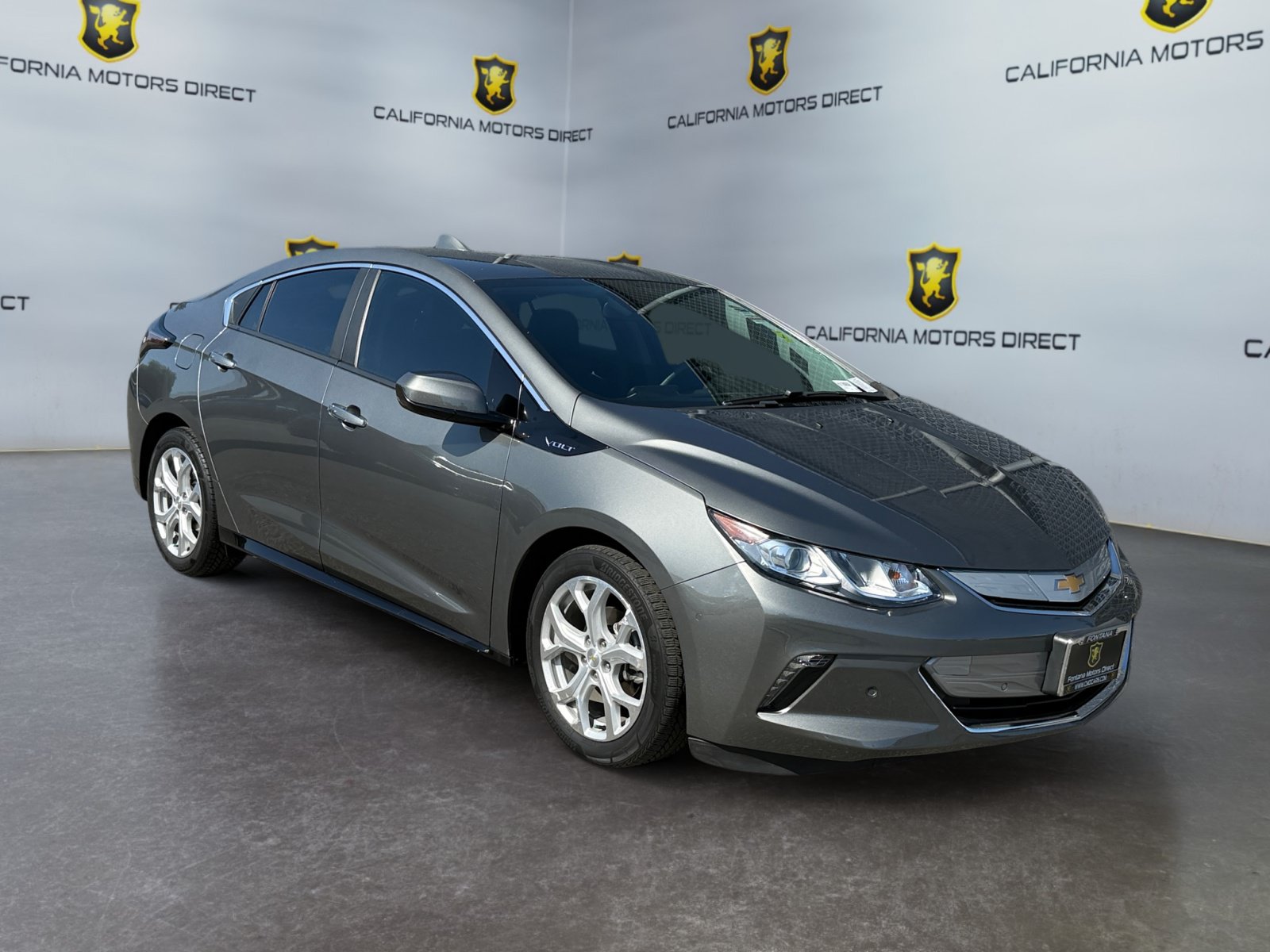 Used 2017 Chevrolet Volt Premier w/ Driver Confidence II Package FWD image 7