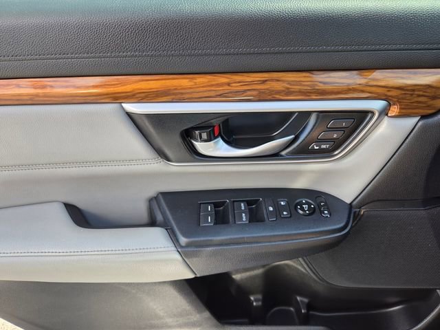 Used 2020 Honda CR-V Touring image 24