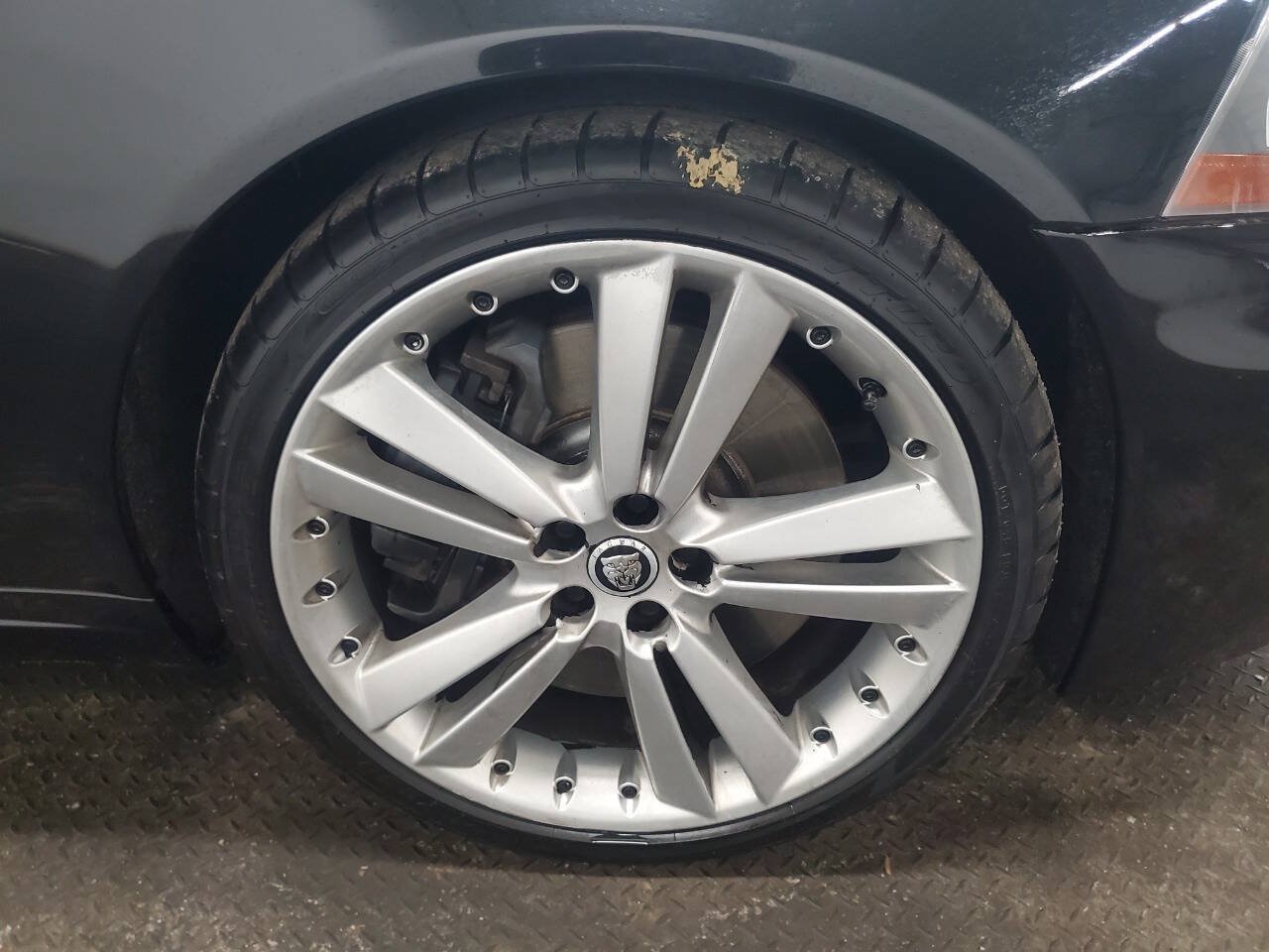 Used 2010 Jaguar XKR R RWD image 15
