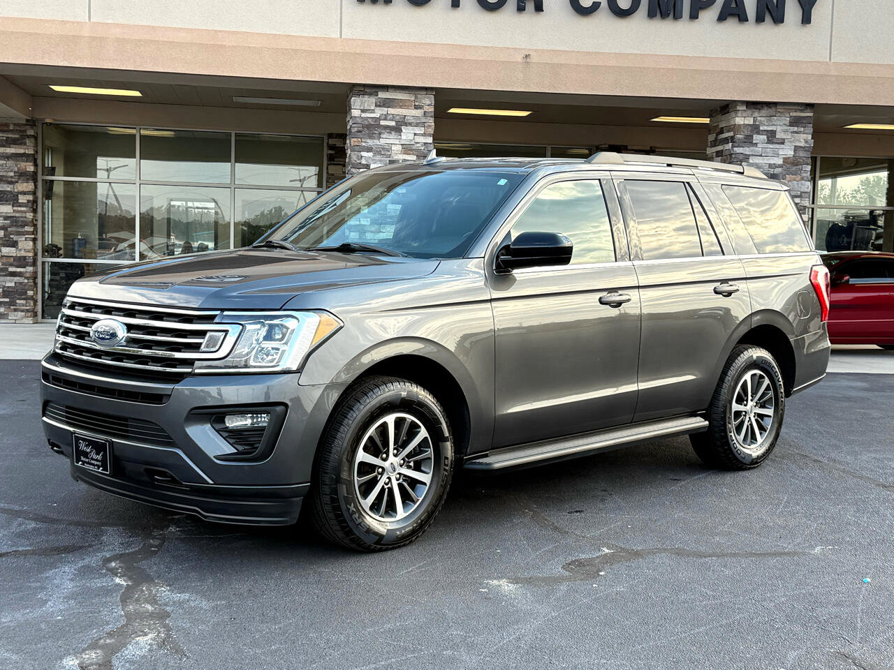 Used 2020 Ford Expedition XL image 1