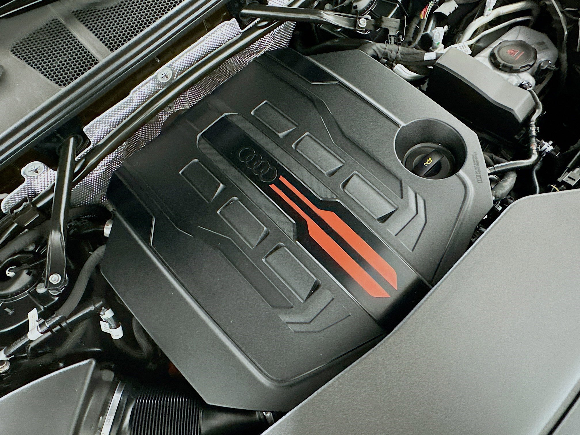 Used 2025 Audi SQ5 Premium Plus w/ Premium Plus Package image 31