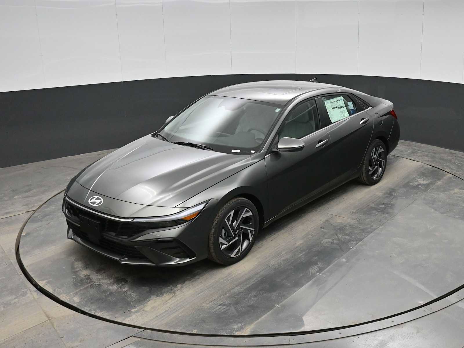 New 2026 Hyundai Elantra Limited image 25