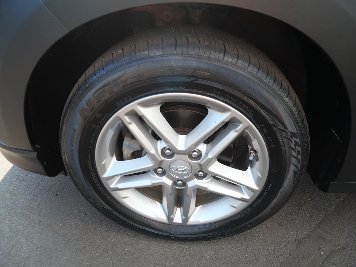 Used 2021 Hyundai Kona SE FWD image 35