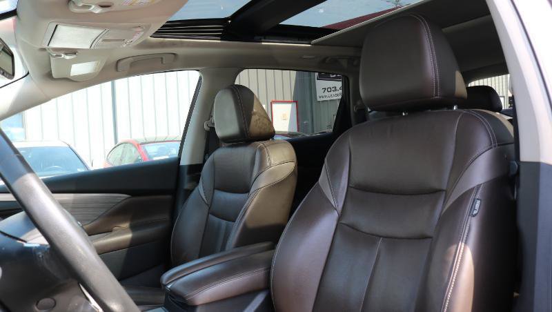 Used 2016 Nissan Murano Platinum w/ Platinum Technology Package image 9