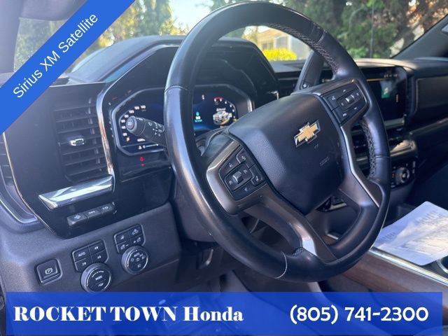 Used 2024 Chevrolet Silverado 2500 High Country w/ High Country Premium Package AWD/4WD image 15