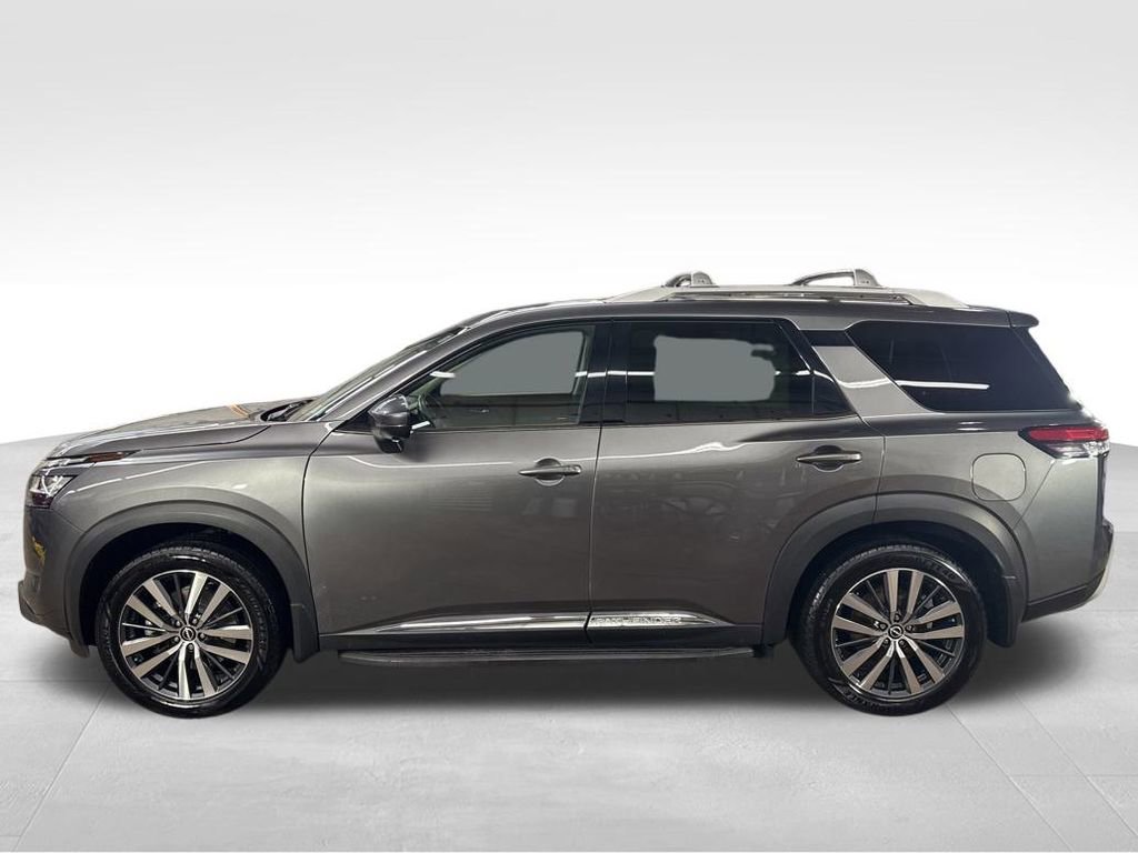 Used 2022 Nissan Pathfinder Platinum w/ Lighting Package (N93) image 2