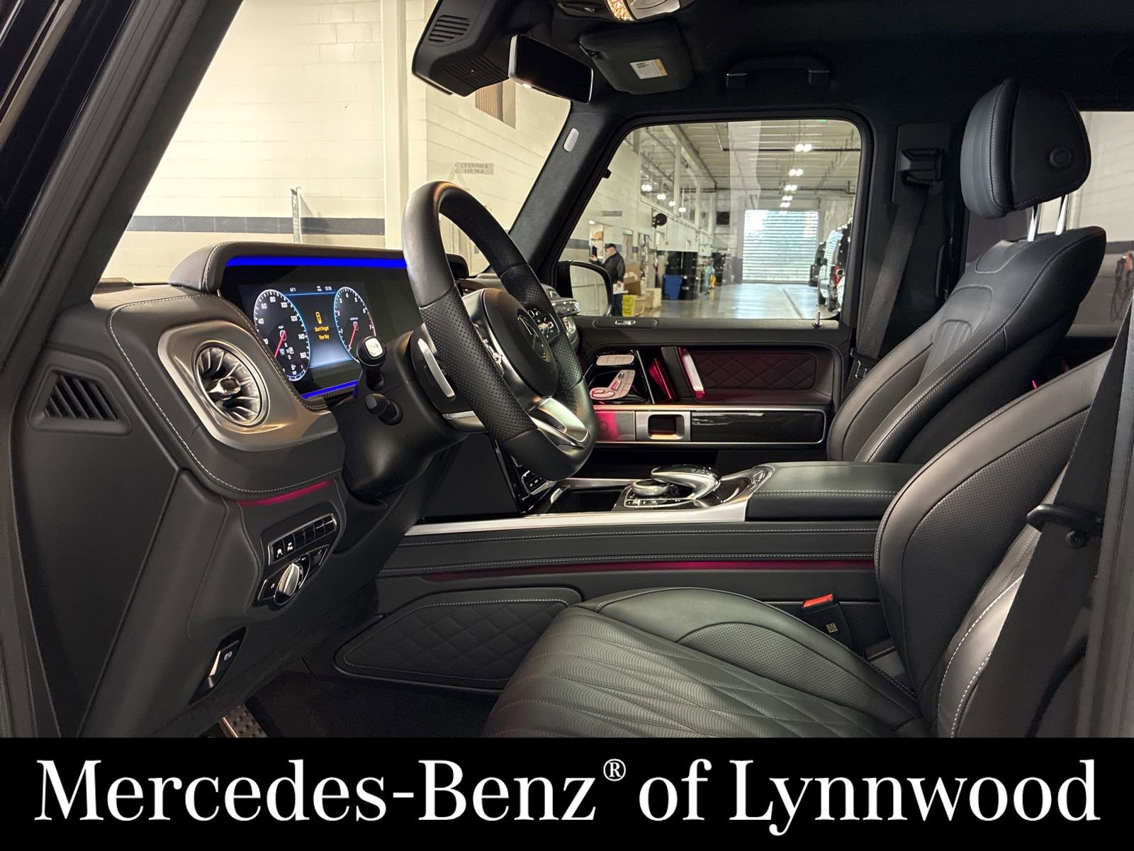 Used 2023 Mercedes-Benz G 550 image 9