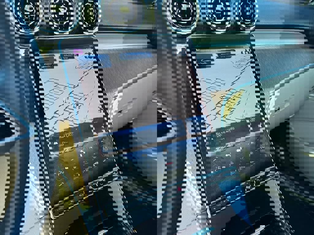 Used 2024 Mercedes-Benz C 300 4MATIC Sedan image 22