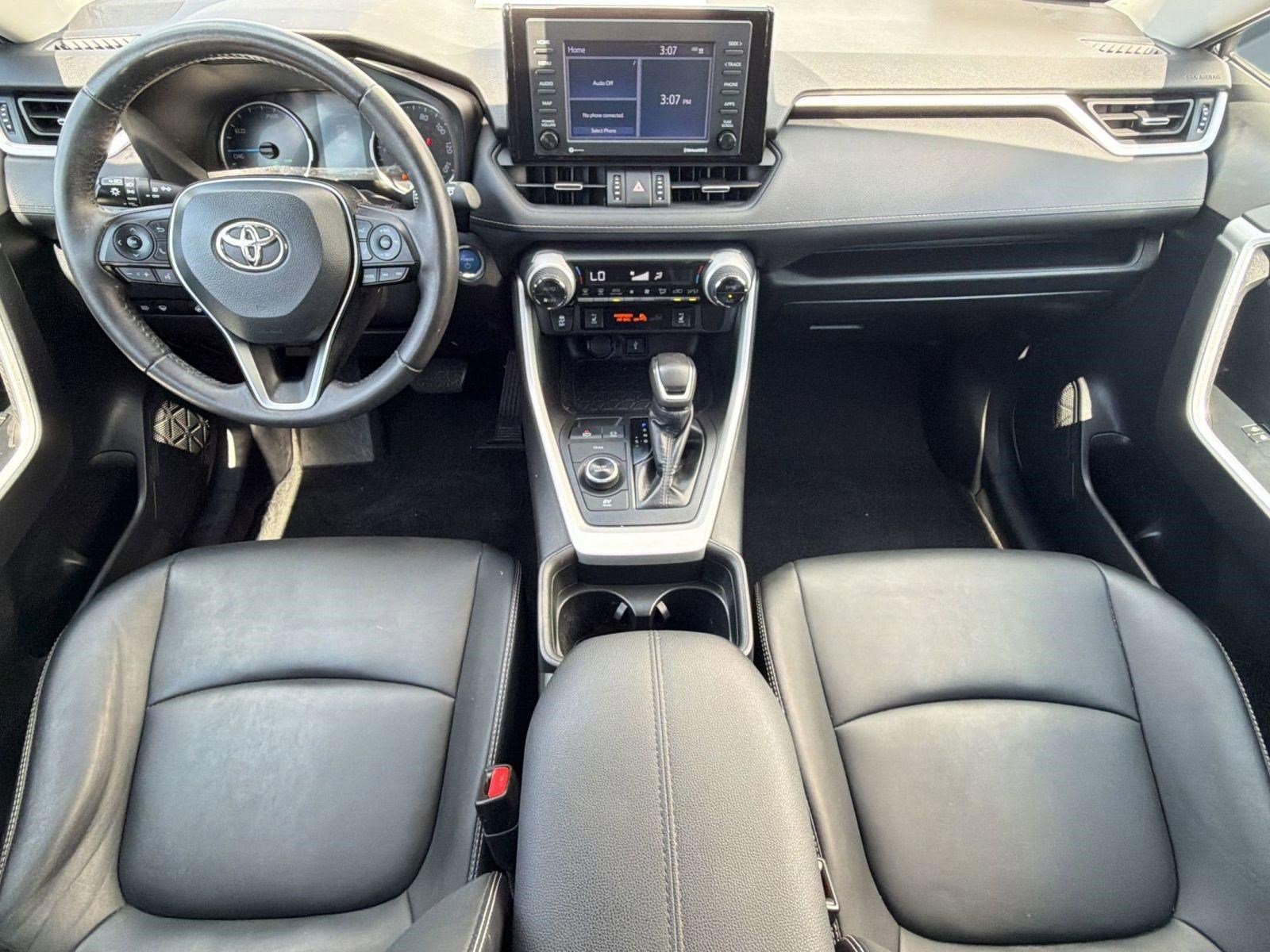 Used 2021 Toyota RAV4 XLE Premium image 15