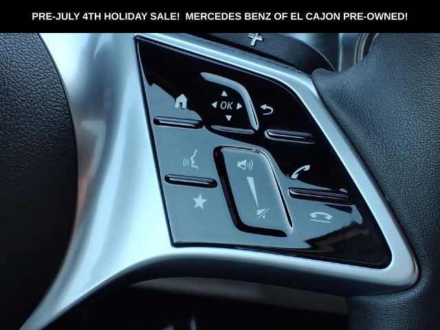 Used 2026 Mercedes-Benz GLB 250 4MATIC image 11