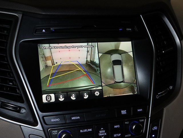 Used 2017 Hyundai Santa Fe SE Ultimate w/ Cargo Package image 20