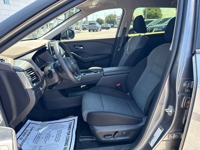 Used 2023 Nissan Rogue SV AWD/4WD image 24