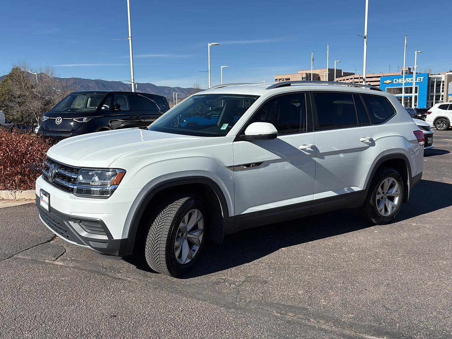Used 2018 Volkswagen Atlas S image 3
