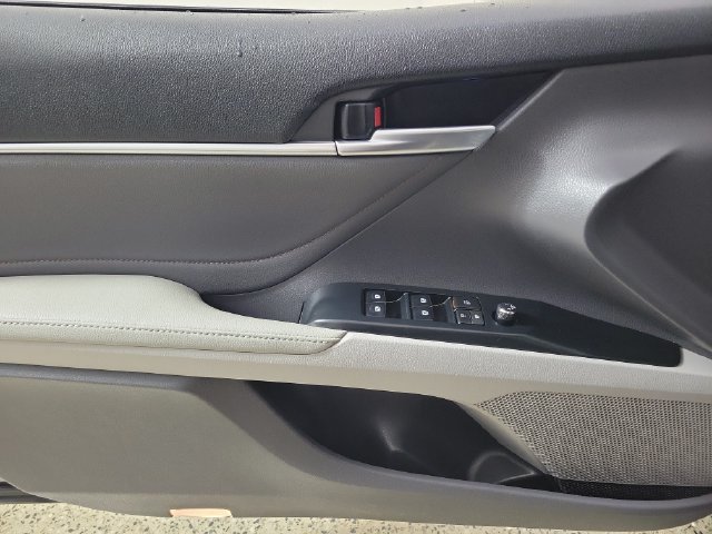 Used 2018 Toyota Camry XLE w/ Audio Package FWD image 22