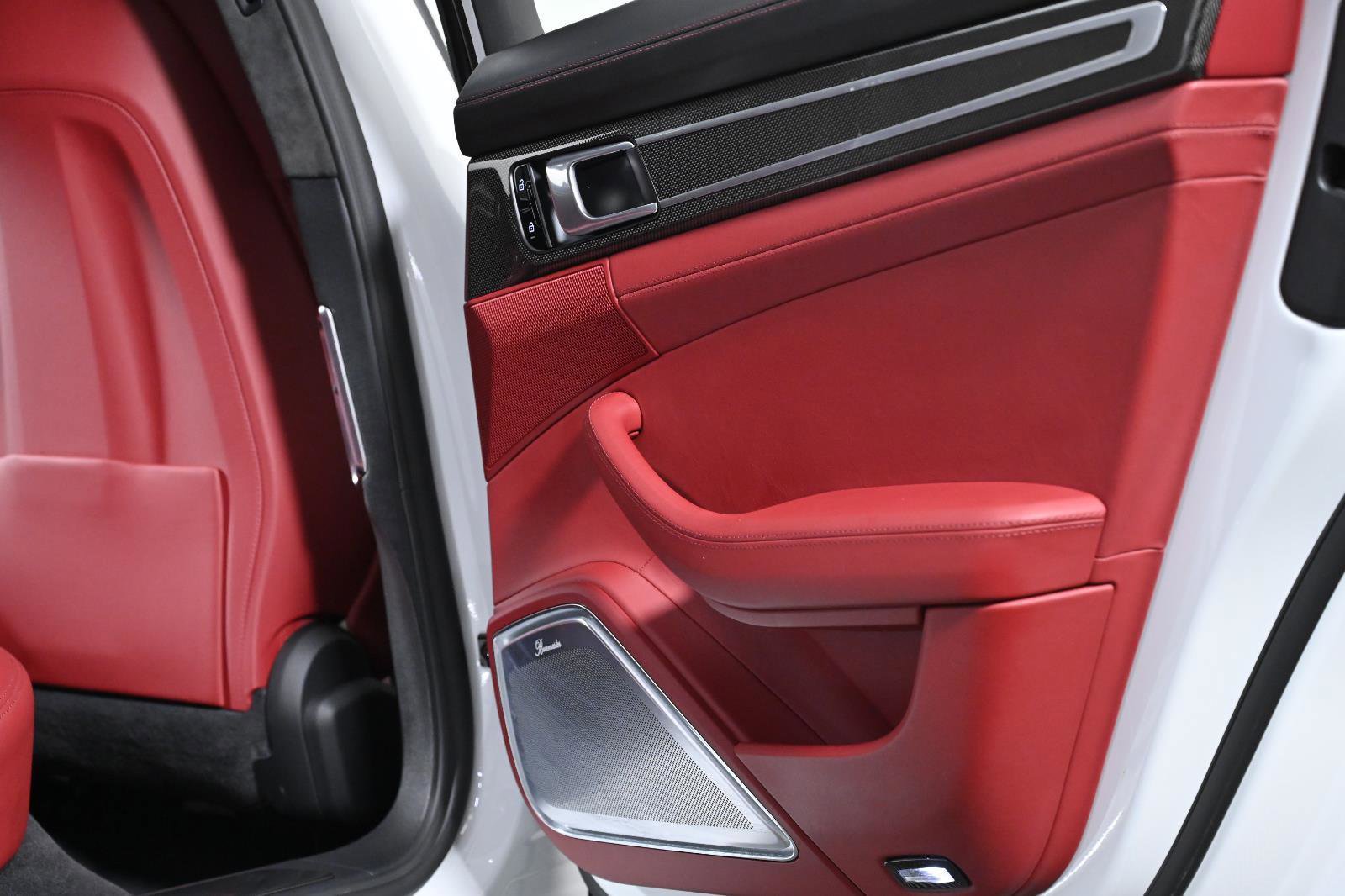 Used 2020 Porsche Panamera GTS image 47