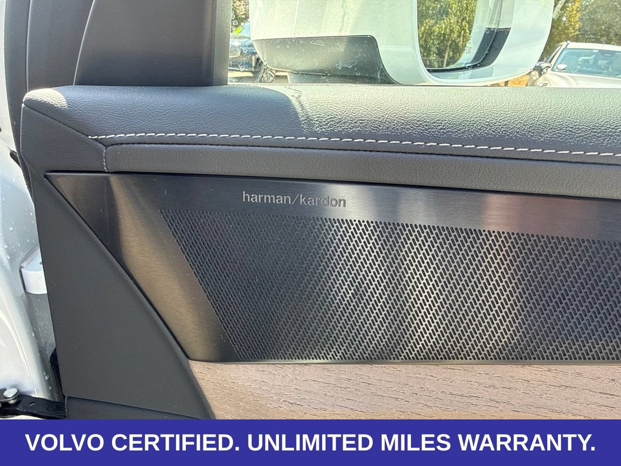 Certified 2026 Volvo XC90 B6 Plus AWD/4WD image 12