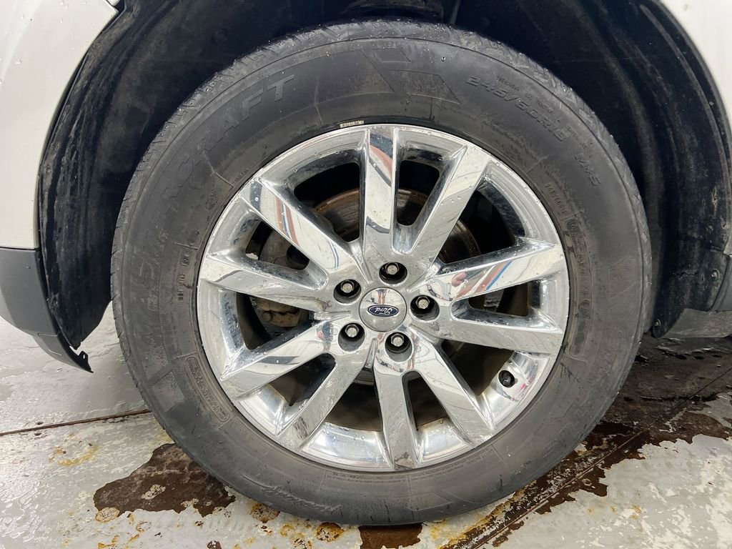 Used 2014 Ford Edge SEL w/ Equipment Group 205A AWD/4WD image 27