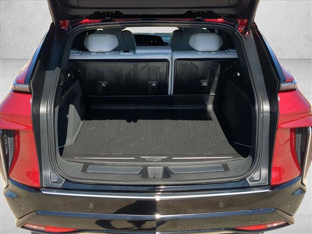 Used 2024 Cadillac Lyriq Luxury w/ LPO, Floor Liner Package image 6