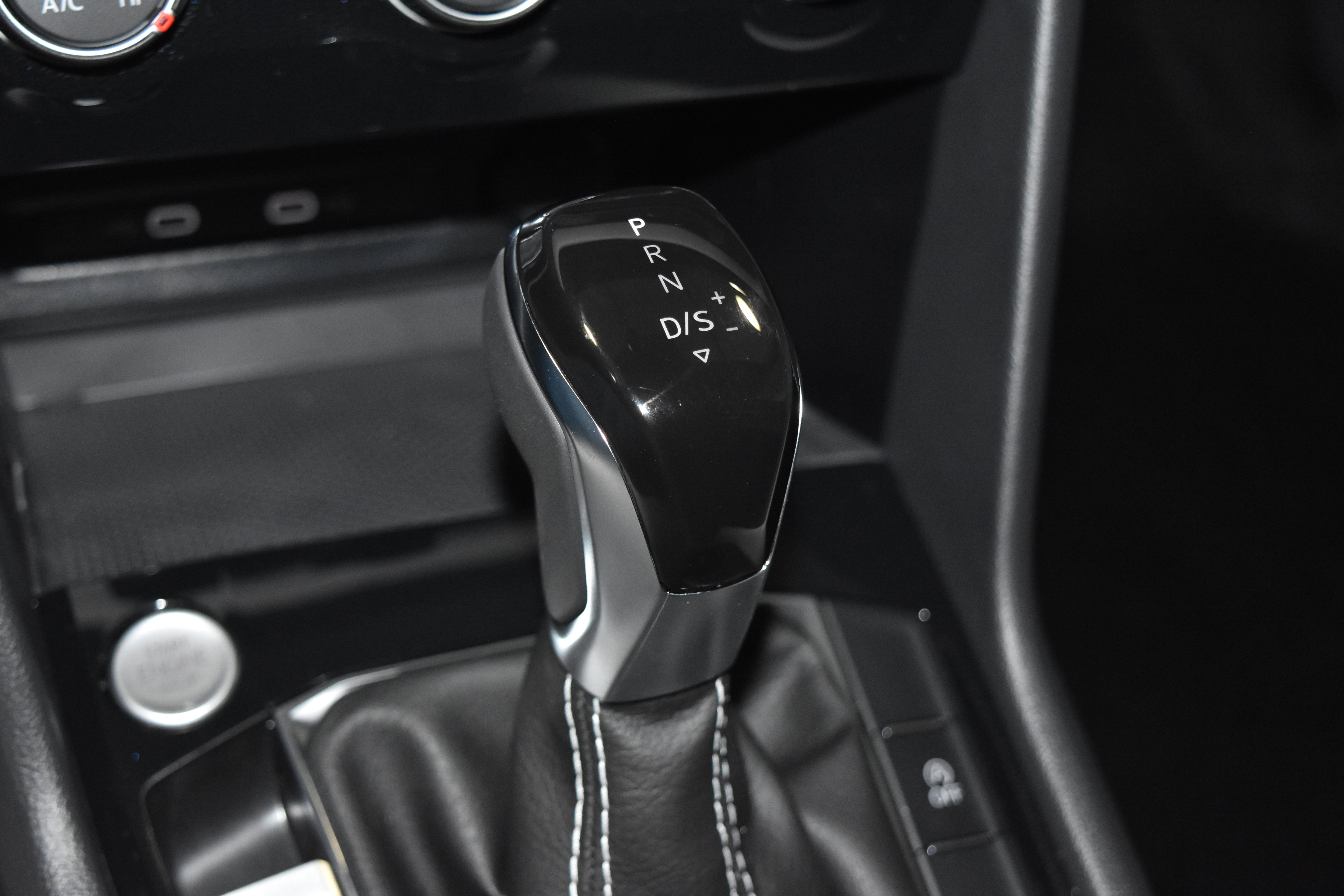 New 2026 Volkswagen Taos S image 13