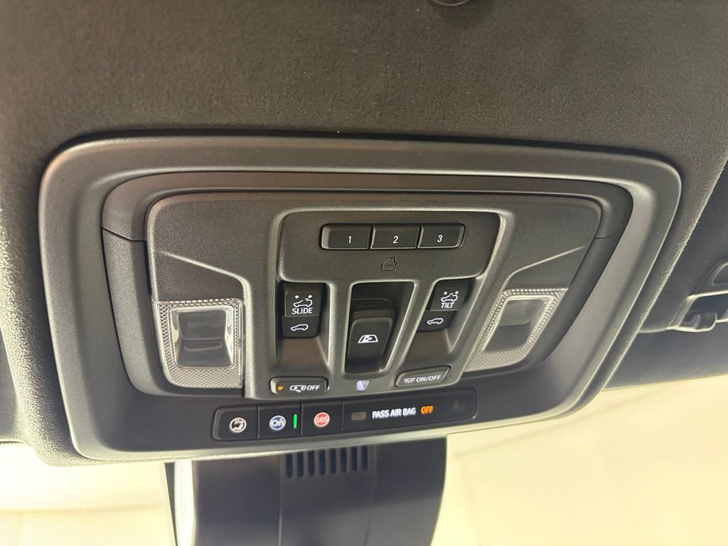 Used 2025 GMC Sierra 1500 AT4X AWD/4WD image 40