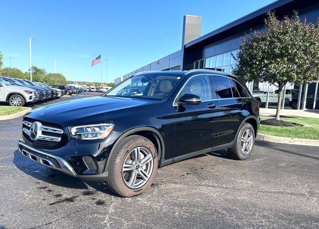 Used 2021 Mercedes-Benz GLC 300 4MATIC image 3