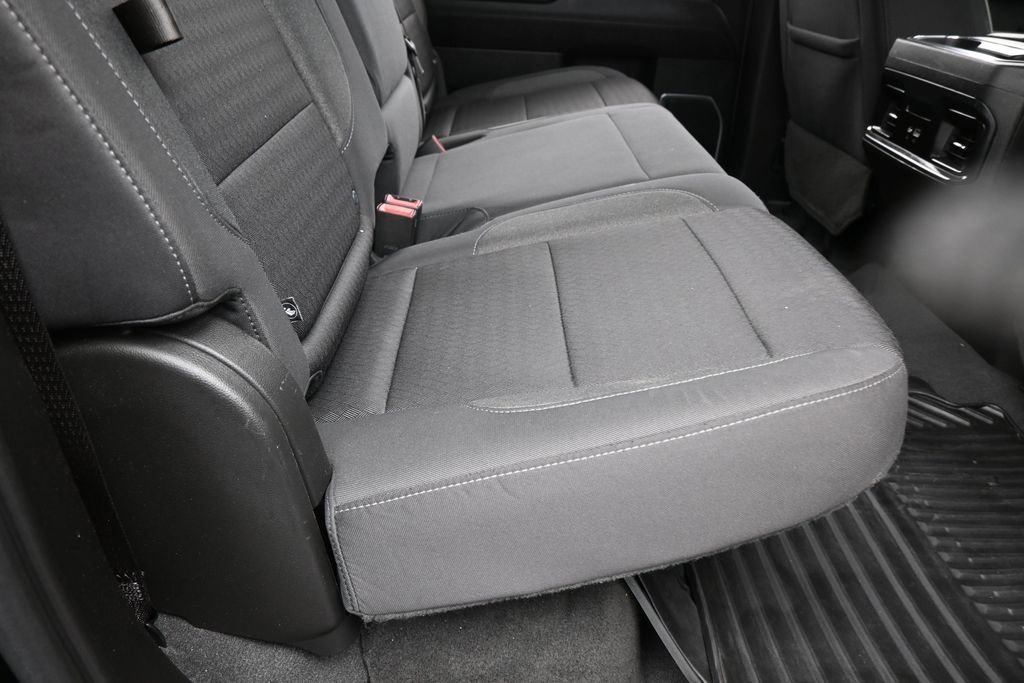 Used 2023 Chevrolet Silverado 1500 LT RWD image 39