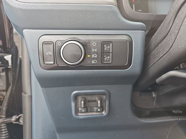 Used 2025 Ford Maverick Lariat w/ Black Appearance Package image 23