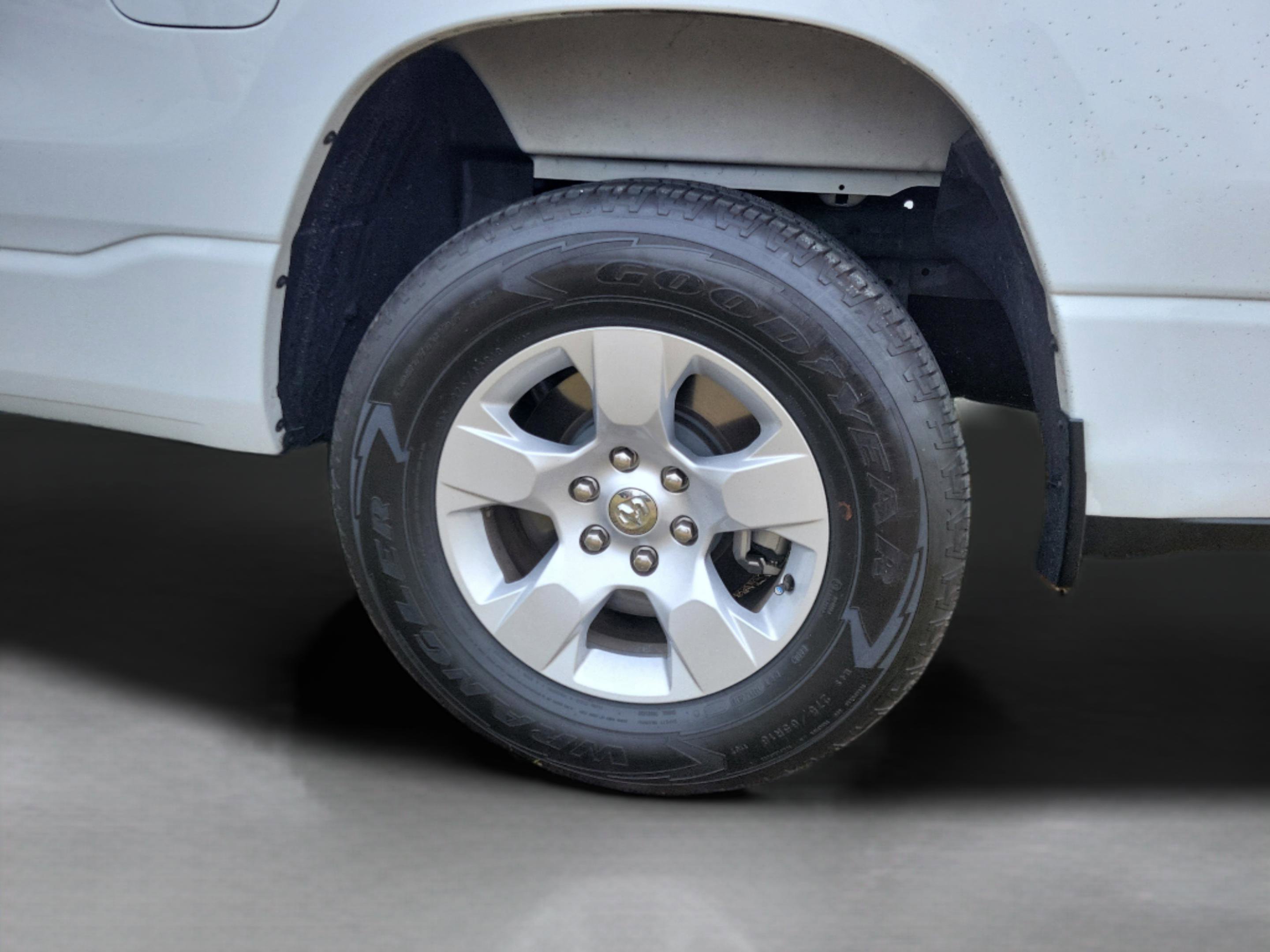 Certified 2023 RAM 1500 Big Horn image 15