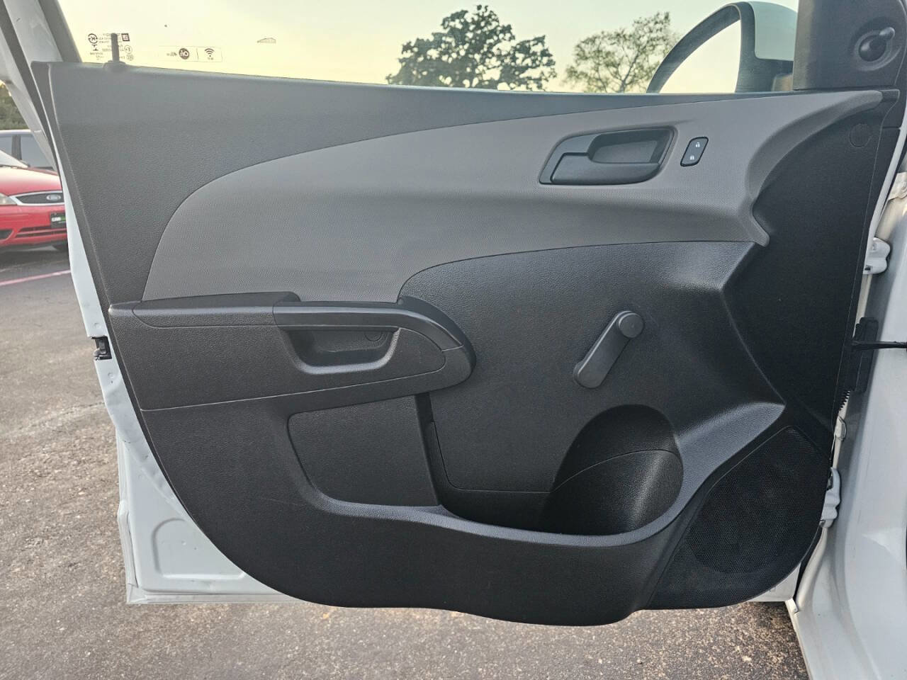 Used 2017 Chevrolet Sonic LT image 13