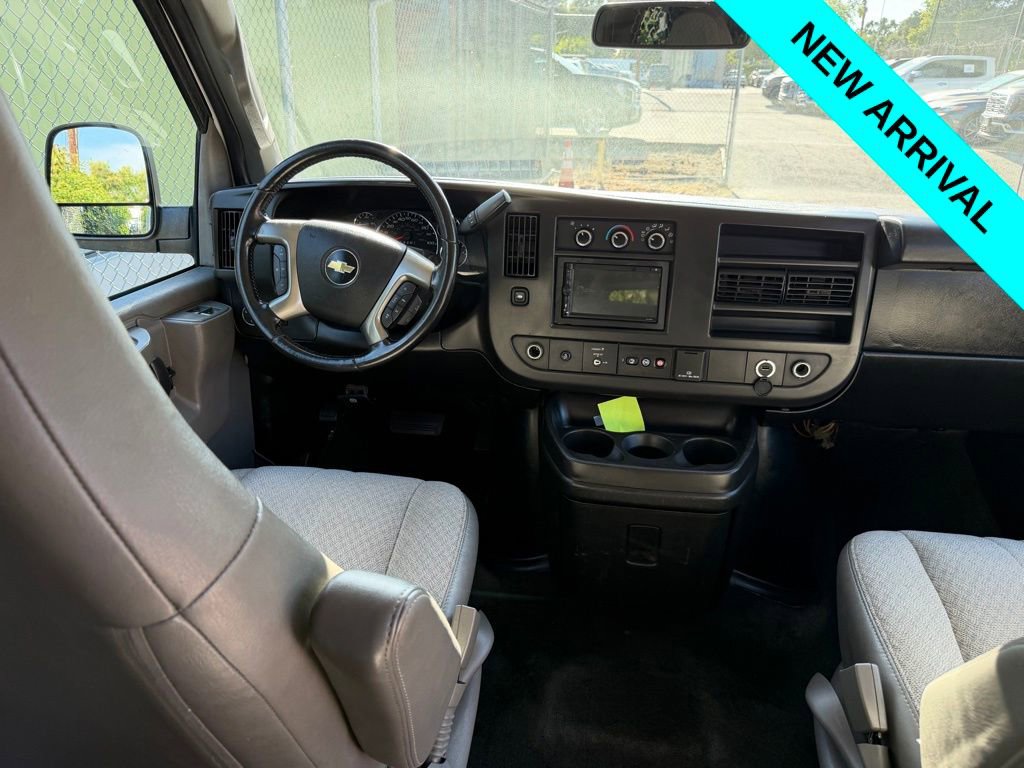 Used 2017 Chevrolet Express 3500 LT w/ LT Preferred Equipment Group image 6