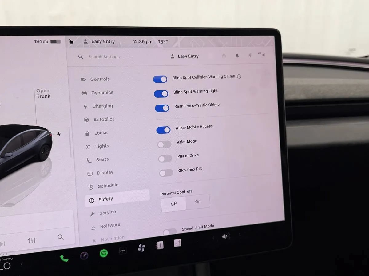 Used 2024 Tesla Model 3 Long Range AWD/4WD image 16