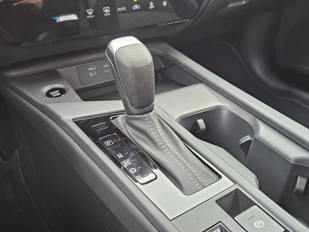 New 2026 Nissan Sentra SV w/ Floor Mat Package FWD image 24