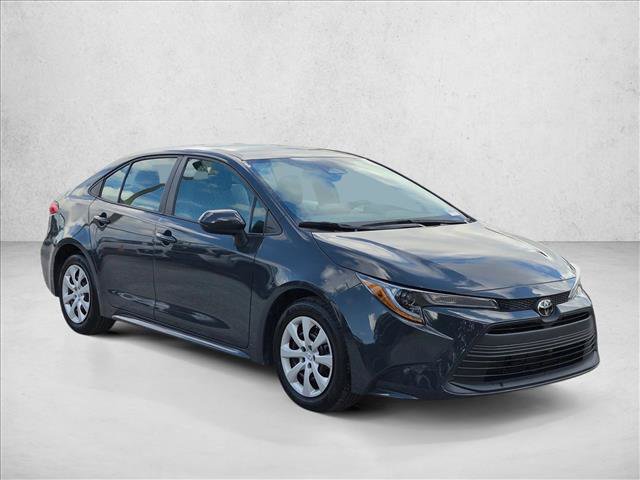 Used 2025 Toyota Corolla LE FWD image 3