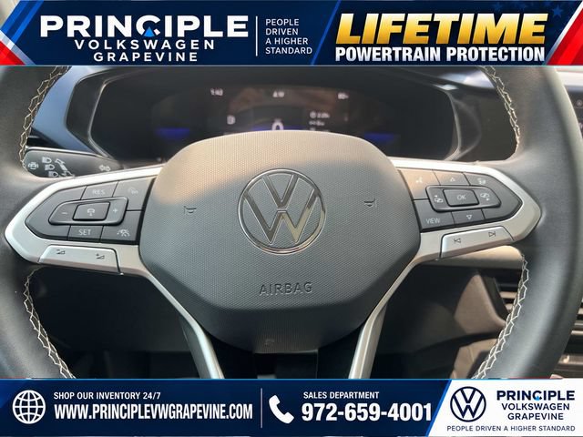 Used 2023 Volkswagen Taos SE w/ Panoramic Sunroof Package FWD image 14