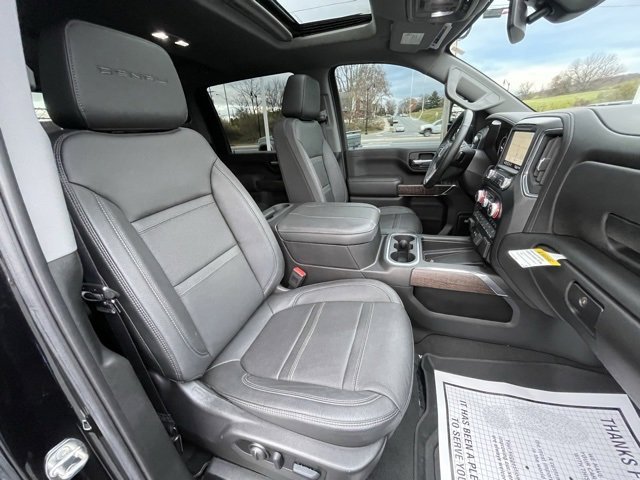 Used 2023 GMC Sierra 3500 Denali image 41