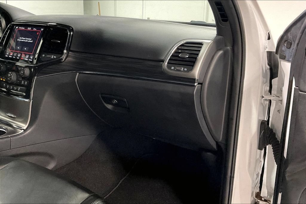 Used 2021 Jeep Grand Cherokee Limited AWD/4WD image 19