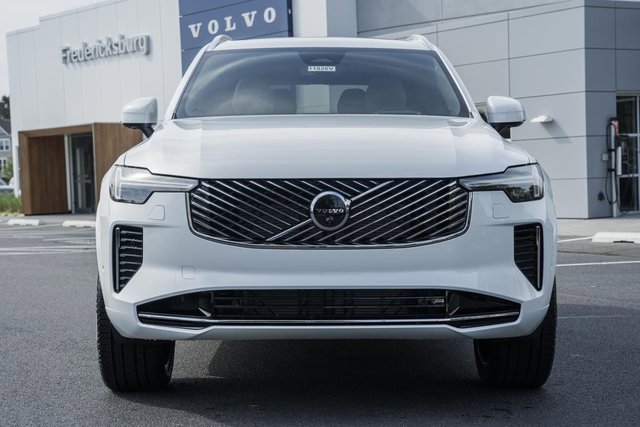 New 2026 Volvo XC90 B6 Ultra image 2