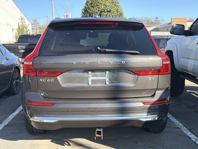 Used 2023 Volvo XC60 B5 Plus image 6