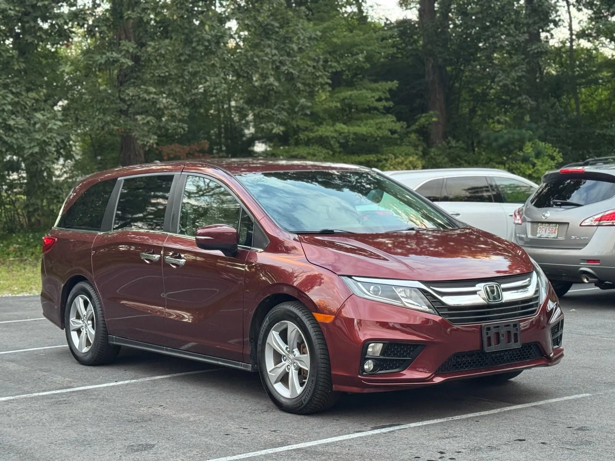 Used 2018 Honda Odyssey EX image 2