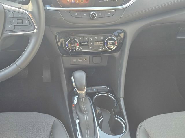 Used 2023 Buick Encore GX Select w/ Sport Touring Package FWD image 17