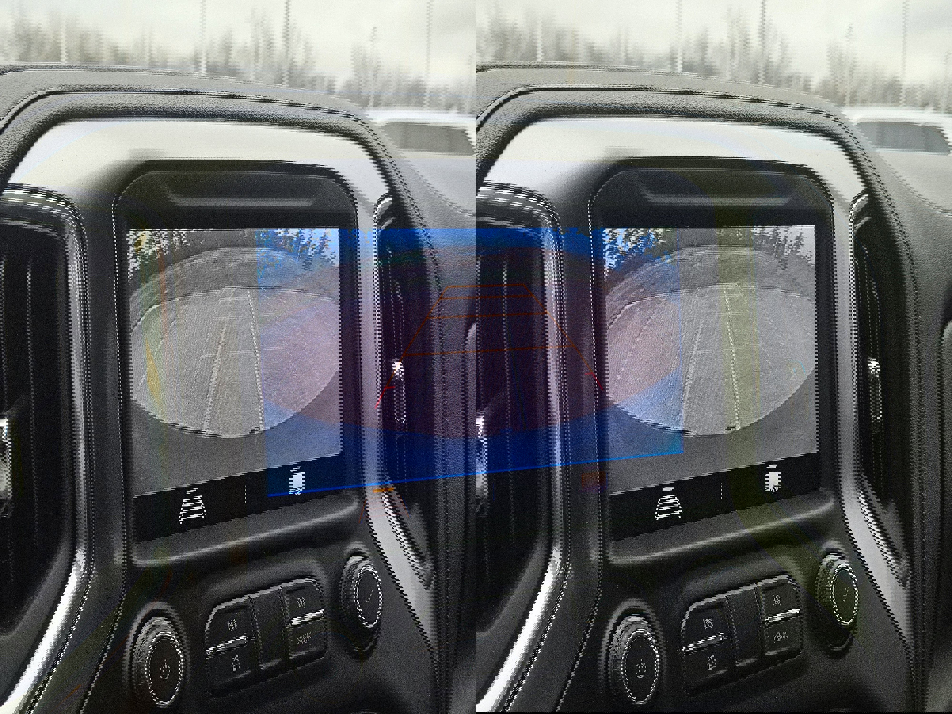 Used 2021 Chevrolet Silverado 1500 RST image 21