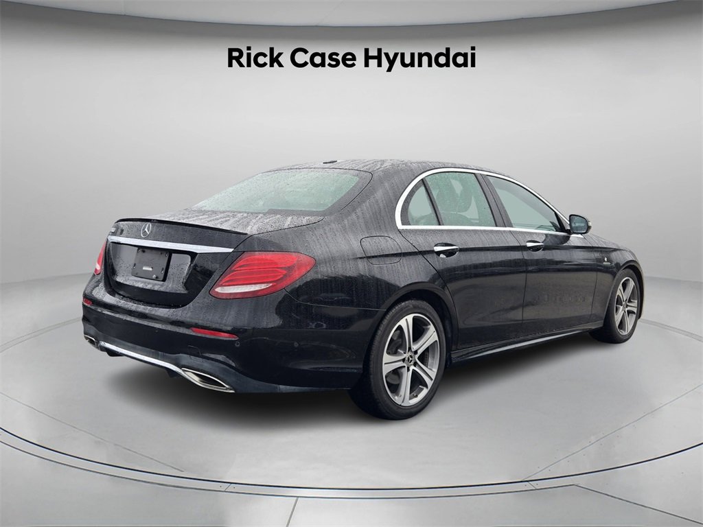 Used 2018 Mercedes-Benz E 300 image 8