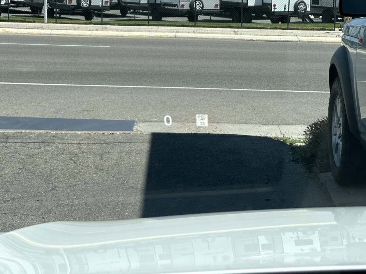 Used 2022 Volvo XC60 T8 R-Design w/ Advanced Package image 27