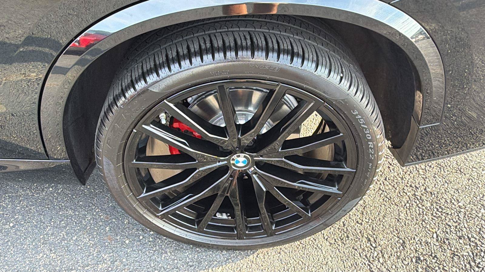 Used 2022 BMW X5 sDrive40i w/ M Sport Package RWD image 13