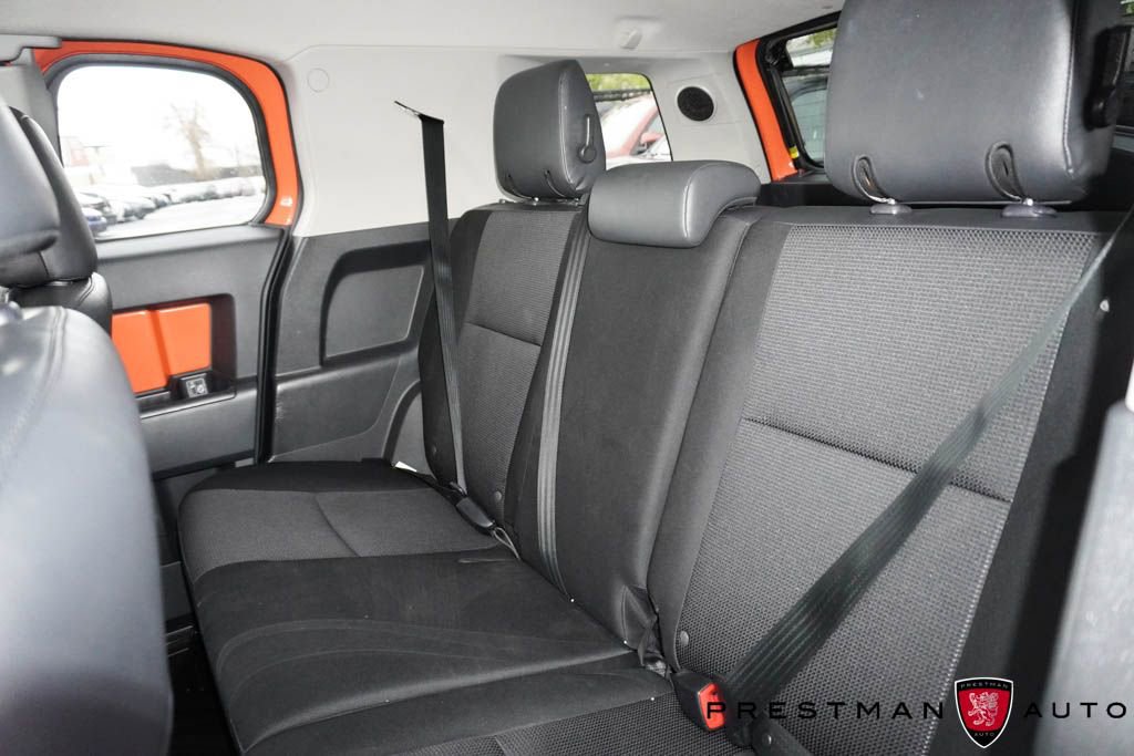 Used 2013 Toyota FJ Cruiser 4WD w/ Upgrade Pkg image 32