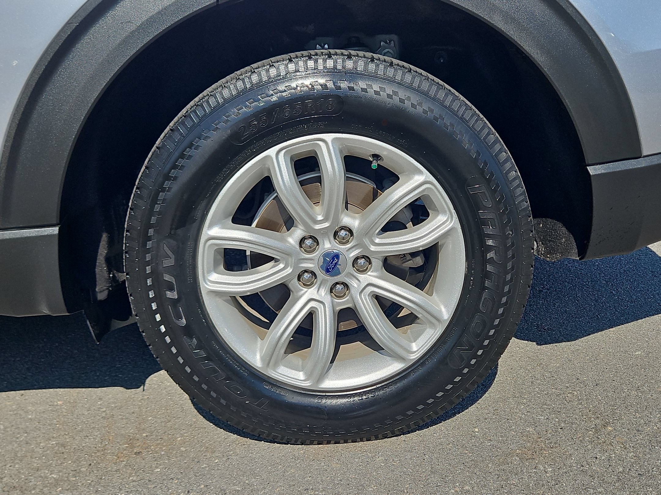 Used 2021 Ford Explorer 4WD w/ Class III Trailer Tow Package image 17