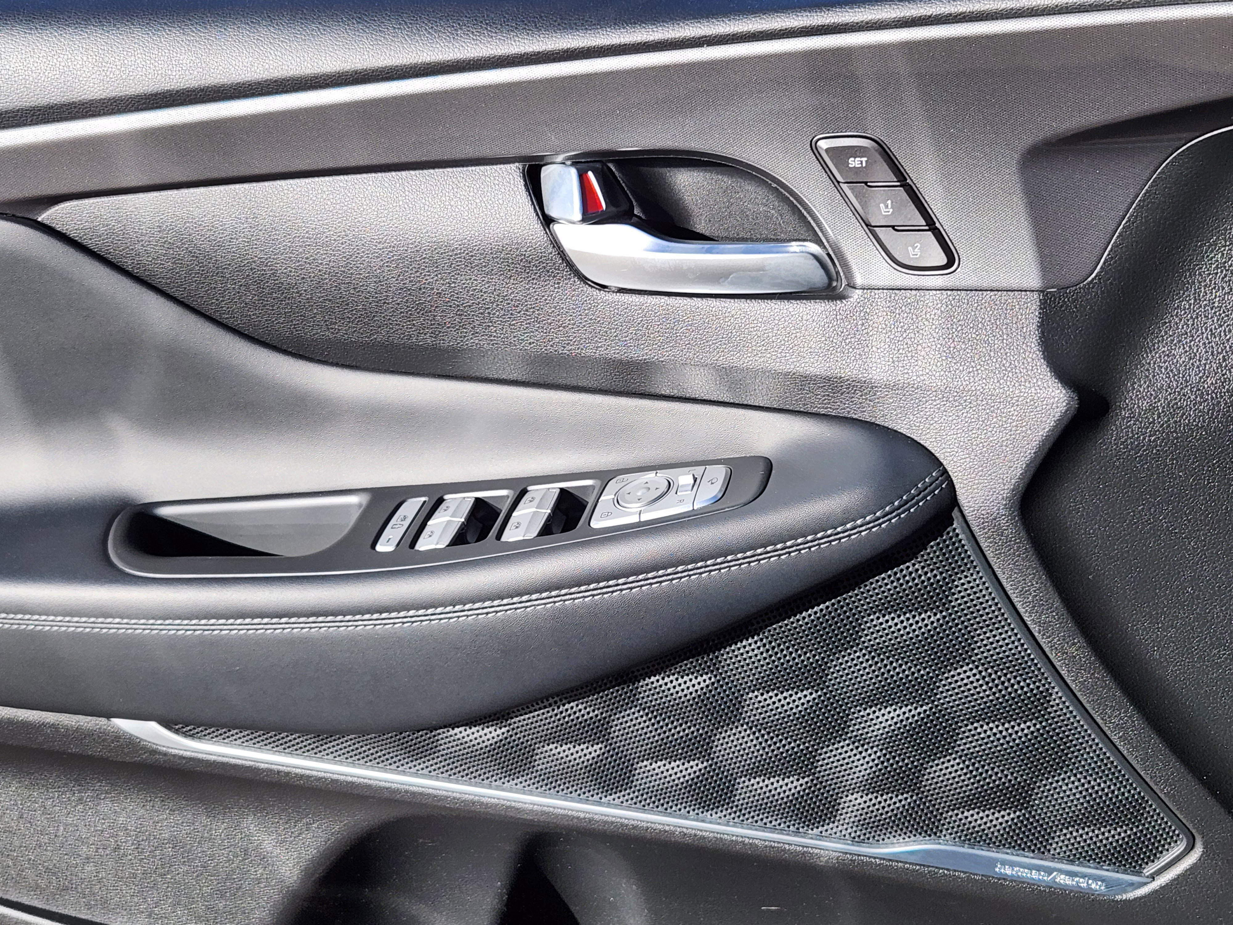 Certified 2021 Hyundai Santa Fe Calligraphy image 7