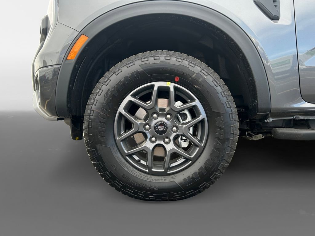 New 2025 Ford Ranger XLT w/ FX4 Off-Road Package image 43