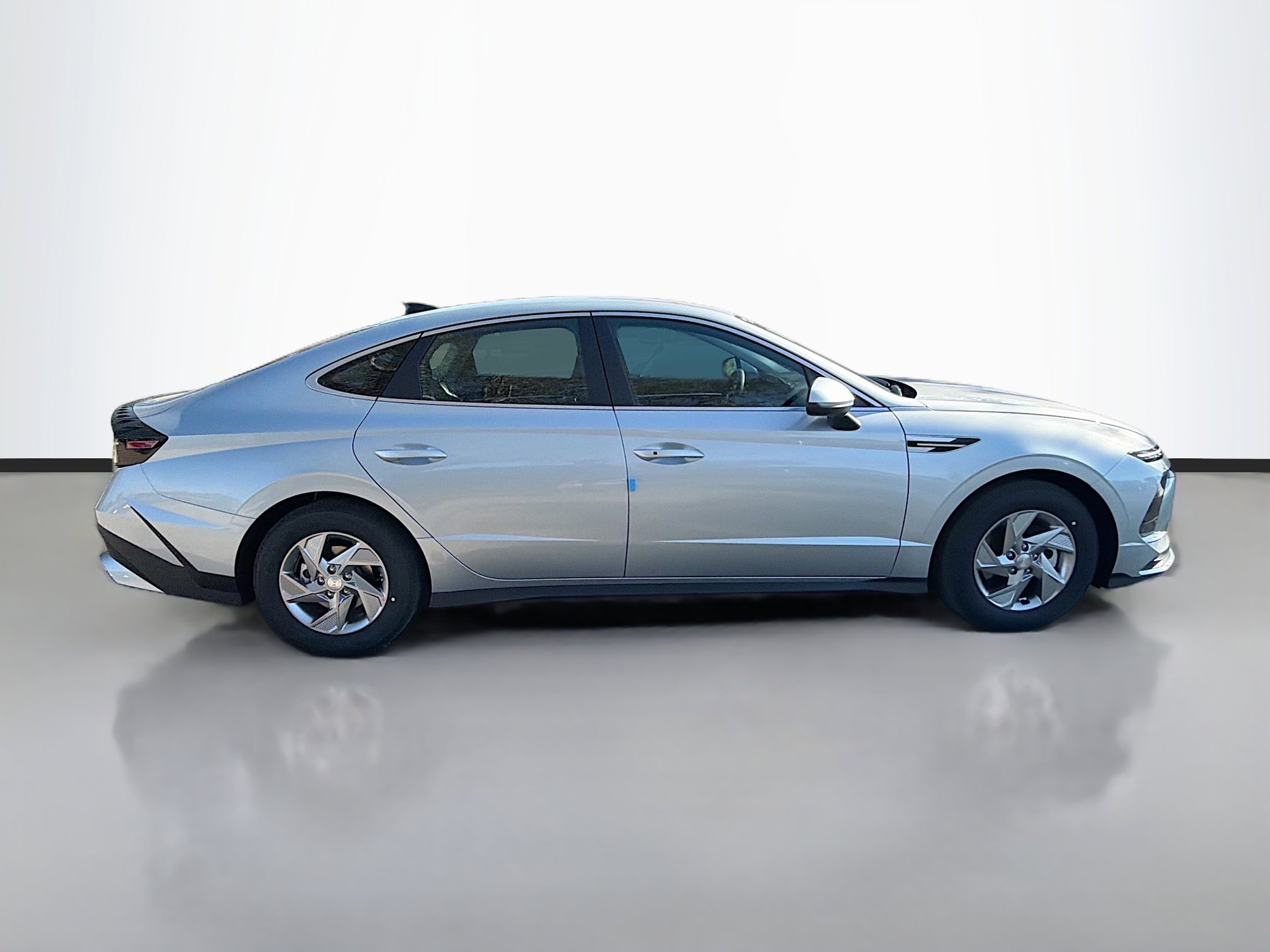 New 2026 Hyundai Sonata SE image 2